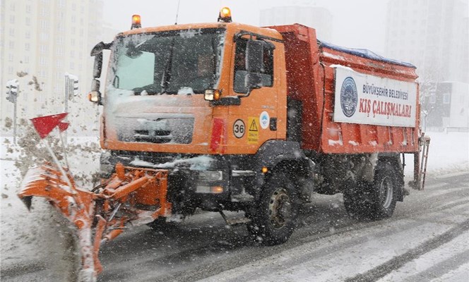 Büyükşehir Kapalı Mahalle Yolu Bırakmadı